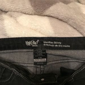Embroidered vintage Jeans